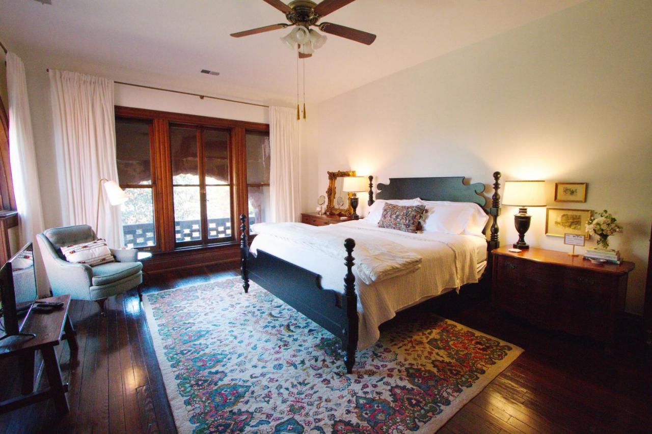 Louisville Bourbon Inn Zimmer foto