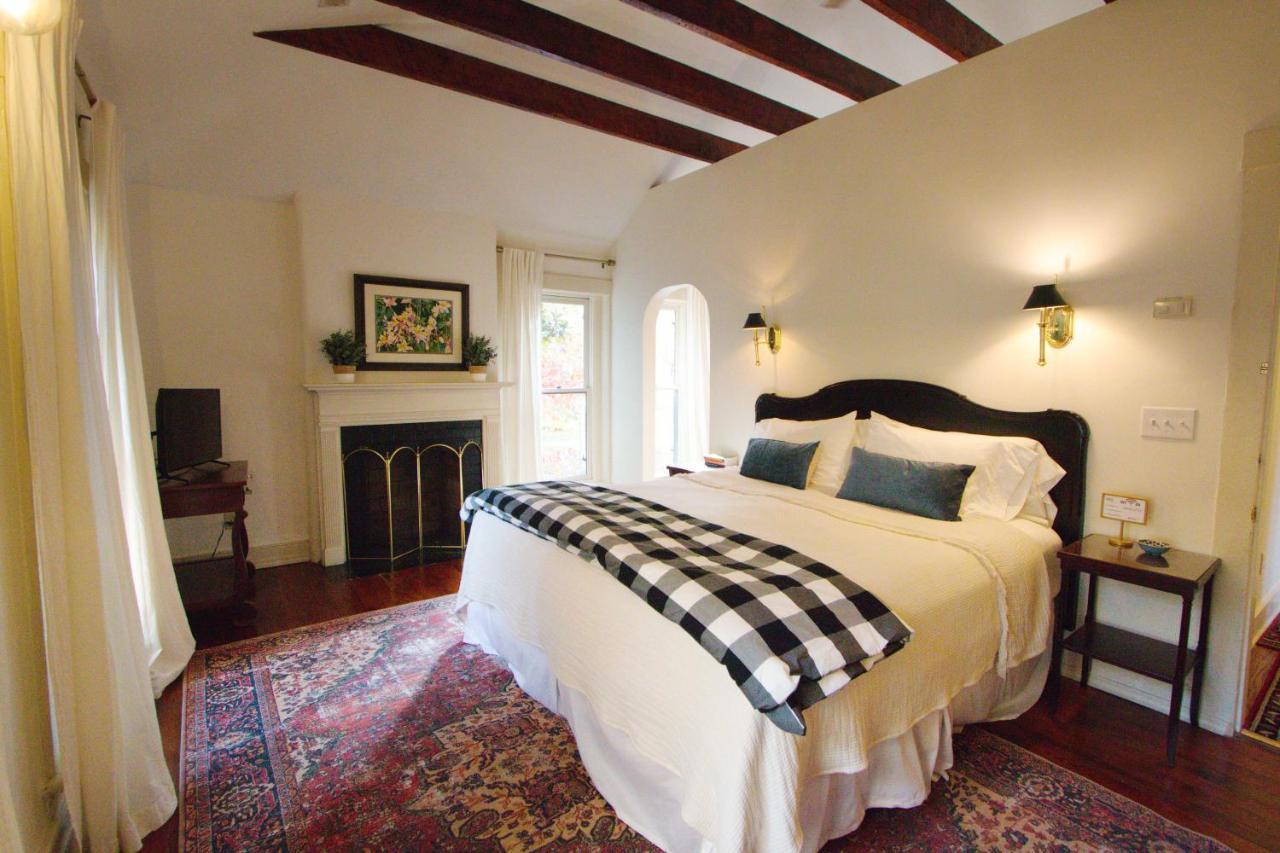 Louisville Bourbon Inn Zimmer foto